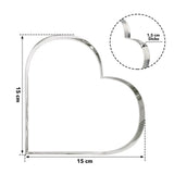Personalisierbares bedrucktes Acrylherz mit Namen von Kindern und Enkelkindern im rustikalen Stil gefertigt von Love & Faith