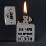 Silber Benzinfeuerzeug mit Namensgravur und Papa, Mythos, Legende Spruch personalisiert zum Vatertag von Love & Faith
