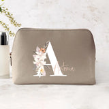 taupe PU Kosmetiktasche 3 Liter groß mit Initiale und Name personalisiert von Love & Faith