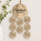 Personalisierte Holzdeko mit Namen und Geburtsdaten für 8 Enkelkinder – Geschenk für Oma und Opa mit Herz gefertigt von Love & Faith