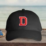 schwarze Baseball Cap mit Initiale personalisiert von Love & Faith