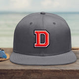 dunkelgraue Snapback Cap mit Initiale personalisiert von Love & Faith