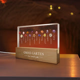 LED Aufsteller 15cm mit Holzsockel mit bis zu 15 Geburtsblumen und Namen personalisieren von Love & Faith