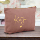 Personalisierte Samt rosequartz Kosmetiktasche für MakeUp und Kosmetika mit Namen von Love & Faith