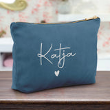 Personalisierte Samt blau silber Kosmetiktasche für MakeUp und Kosmetika mit Namen von Love & Faith