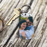 Personalisierter Schlüsselanhänger mit Farbdruck für Paare mit Foto von Love & Faith