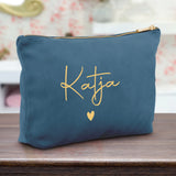 Personalisierte Samt blau Kosmetiktasche für MakeUp und Kosmetika mit Namen von Love & Faith