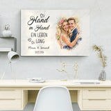 Hand in Hand - Personalisierte Leinwand mit Wasserfarben-Effekt für Hochzeit und Jahrestag