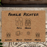 Familienname Fußmatte 70x50cm mit Schuhzeichnungen und Haustiersymbol personalisiert gefertigt von Love & Faith