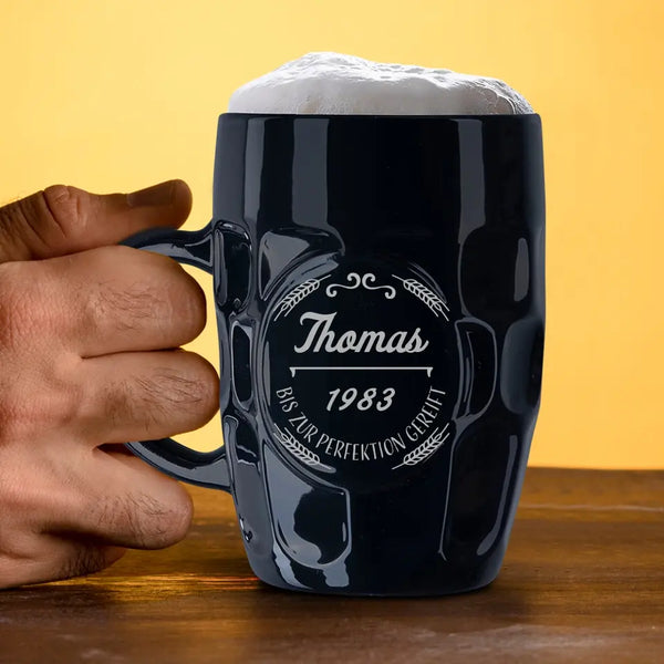 Perfektion - Individueller Bierkrug (schwarz)