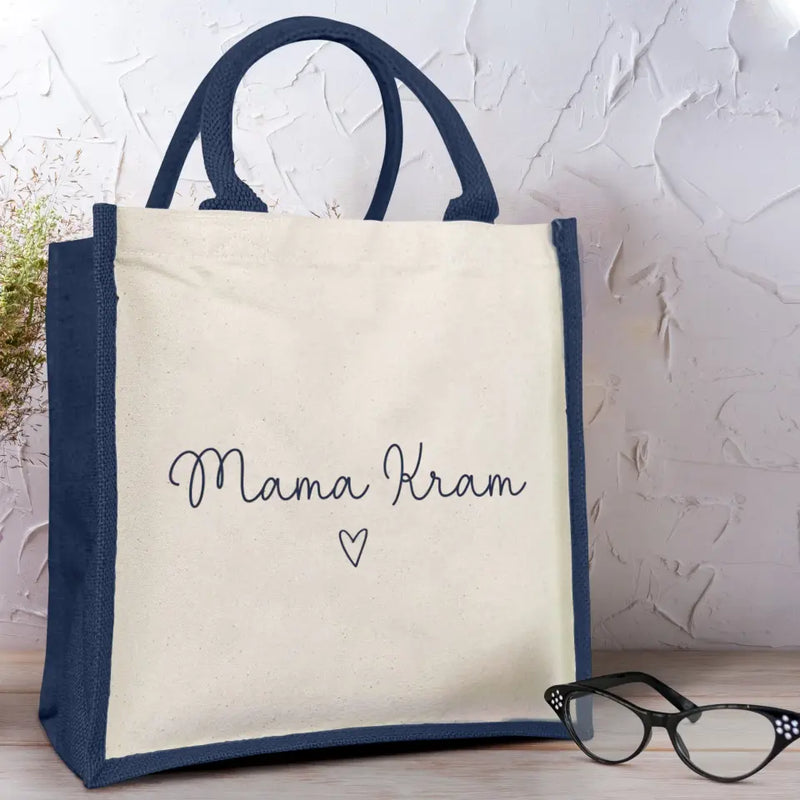 Jutetasche Natur blaue Henkel "Mama Kram" personalisierte Geschenkidee zum Muttertag von Love & Faith