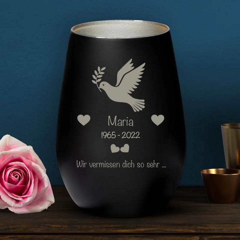 Personalisiertes schwarzes Windlicht mit silber graviertem Design - gefertigt von Love & Faith