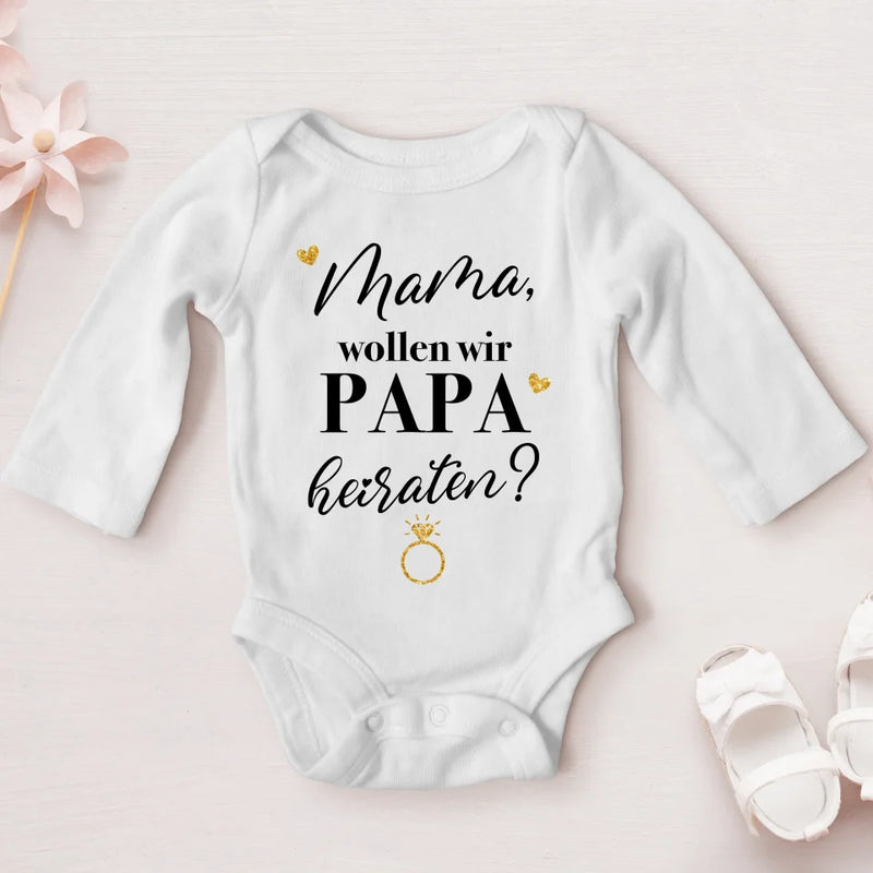 weißer Langarm-Babybody personalisierbar - gefertigt von Love & Faith