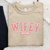 Your Wifey - Personalisierter Sweater für Ehefrauen