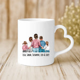 Weiße Tasse mit Herzhenkel und personalisiertem weihnachtlichem  Namen – romantische Geschenkidee von Love & Faith