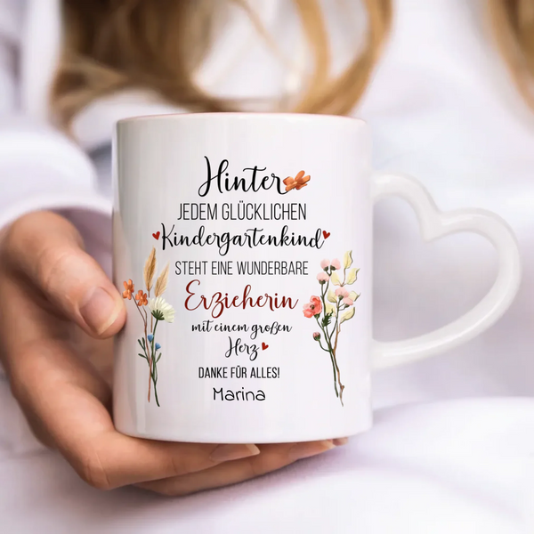 Herz Tasse Mock up Hände