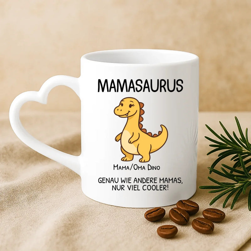 Weiße Tasse mit Herzhenkel und personalisiertem Namen – romantische Geschenkidee von Love & Faith