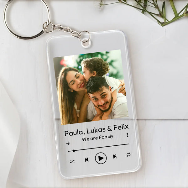 Transparenter Acrylschlüsselanhänger mit Foto als Lieblingslied für Familie 5,4cm x 8,6cm personalisiert gefertigt von Love & Faith