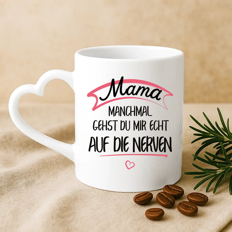 Weiße Tasse mit Herzhenkel und personalisiertem Namen – romantische Geschenkidee von Love & Faith