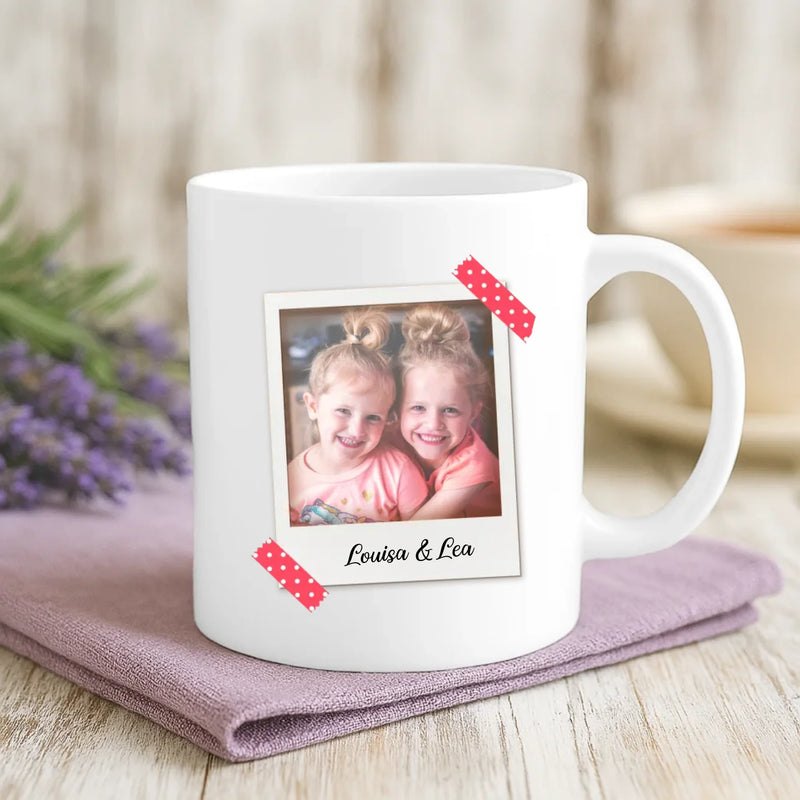 Weiße Tasse mit personalisiertem Spruch und Namen – individuelle Geschenkidee von Love & Faith