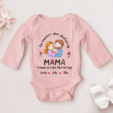 rosa langarm Babybody zum Muttertag mit Familienzeichnung und Namen - gedruckt von Love & Faith