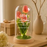 Ewige Tulpe in Glaskuppel mit "Glück ist es eine Mama zu haben" personalisiertes Geschenk zum Muttertag von Love & Faith