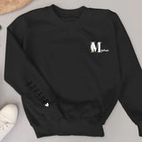 Schwarzer Sweater für Mama mit Kindernamen personalisierte Geschenkidee zum Muttertag von Love & Faith