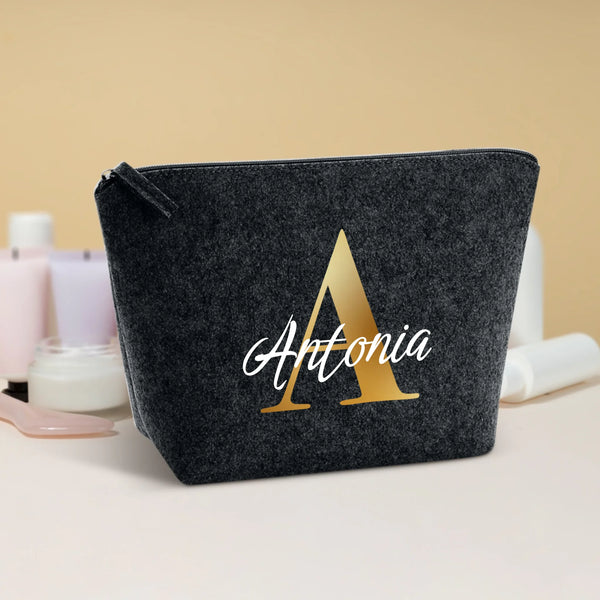 3 Liter dunkelgrau Filz Kosmetiktasche mit Initial und Namen personalisiert mit Love & Faith