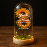 Ewige Sonnenblume in Glaskuppel mit "Glück ist es eine Mama zu haben" personalisiertes Geschenk zum Muttertag von Love & Faith