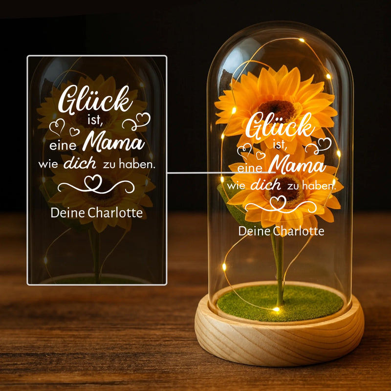 Ewige Sonnenblume in Glaskuppel mit "Glück ist es eine Mama zu haben" personalisiertes Geschenk zum Muttertag von Love & Faith
