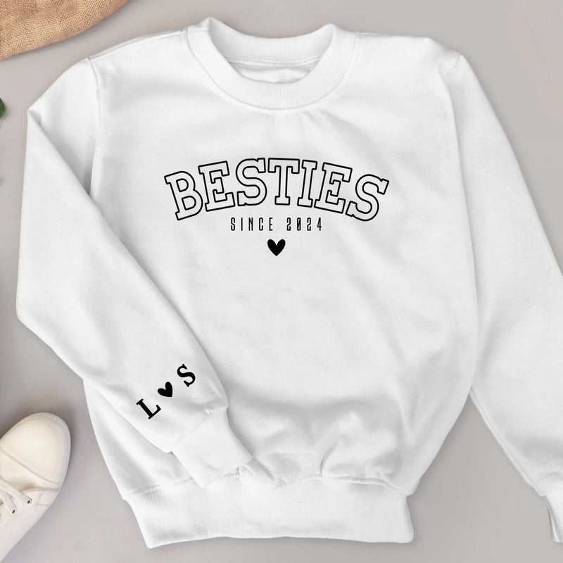 Besties forever - Personalisierter Premium Sweater für Freundinnen und Schwestern