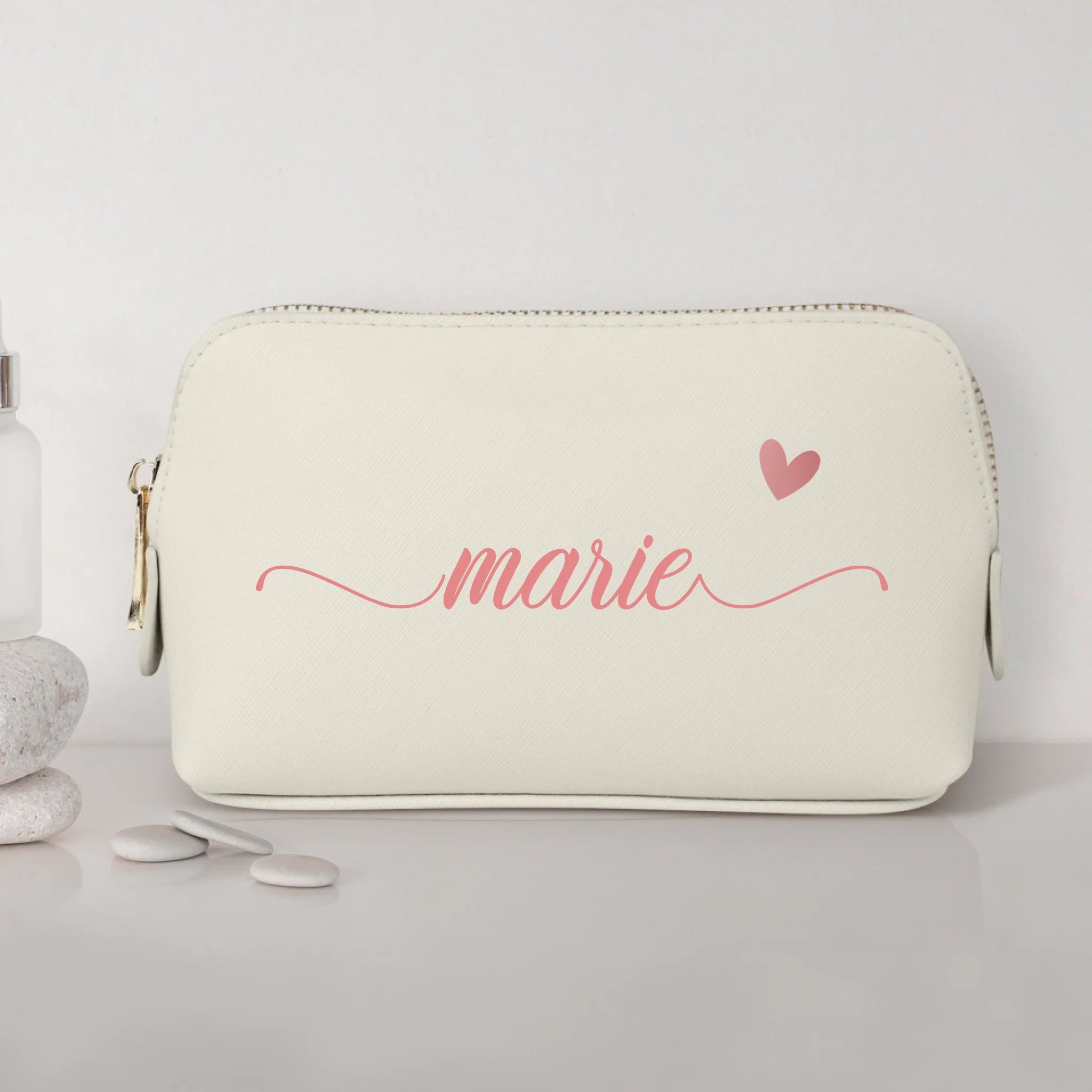 0,75l elfenbein Kosmetiktasche aus PU Leder mit Name personalisiert von Love & Faith personalisiert