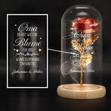 Ewige Rose "Oma" in der Glaskuppel mit LED Licht personalisiert als Geschenk für Oma von Love & Faith