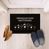 Personalisierte Fussmatte 60x40cm mit Familienname und Strichmännchen von Love & Faith