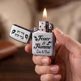 Personalisiertes Benzinfeuerzeug mit Gravur für Paare Feuer und Flamme – Motiv 4